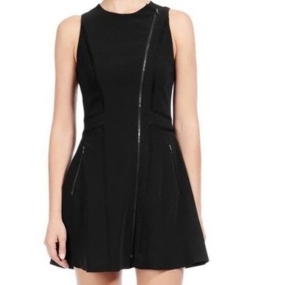Rag & Bone Rae Dress In Black Sold In Store Only Asymmetrical Zipper Front SZ 4 - Picture 6 of 15